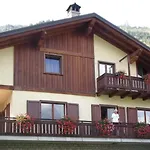 Pelot-de La Masse Apartment Aosta