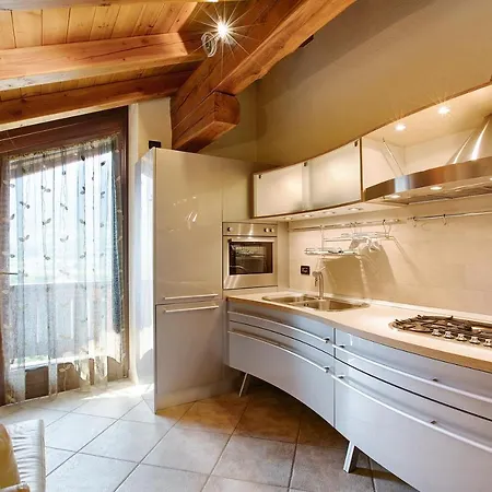 Pelot-de La Masse Apartment *